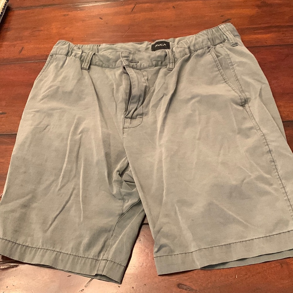 RVCA shorts with belt loop. Stretchy material. Size 32.